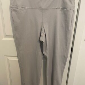 J Jill light grey cotton stretch slim pull on pants